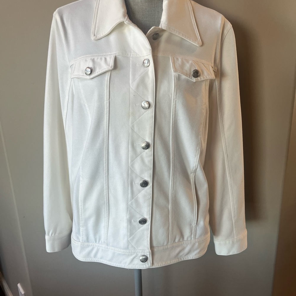 Alia White Button up Jacket